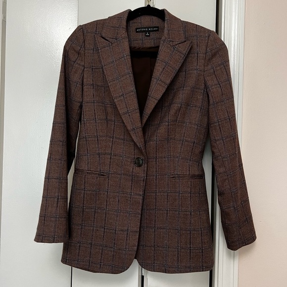 Jackets & Blazers - Antonio Melani wine and navy plaid single breasted career office blazer, size 2